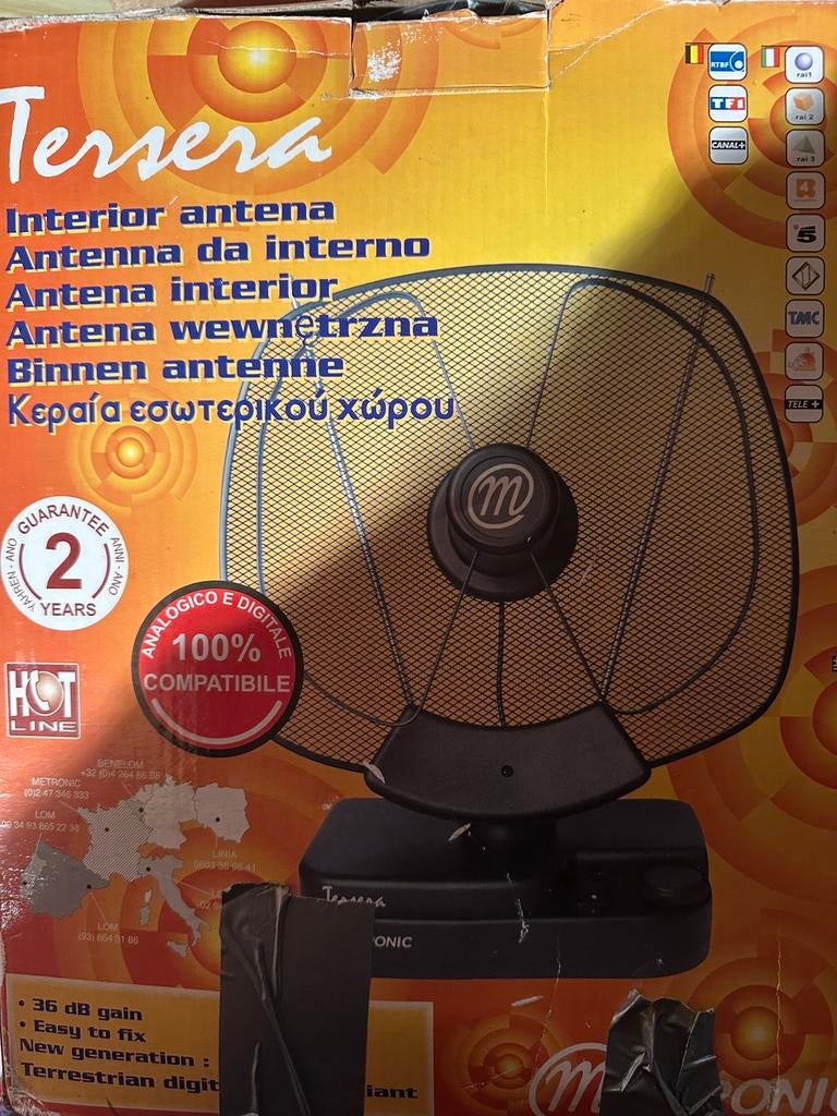 Antenne tv interieur digital 36db, Télécoms, Antennes & Mâts, Enlèvement ou Envoi, Comme neuf, Antenne