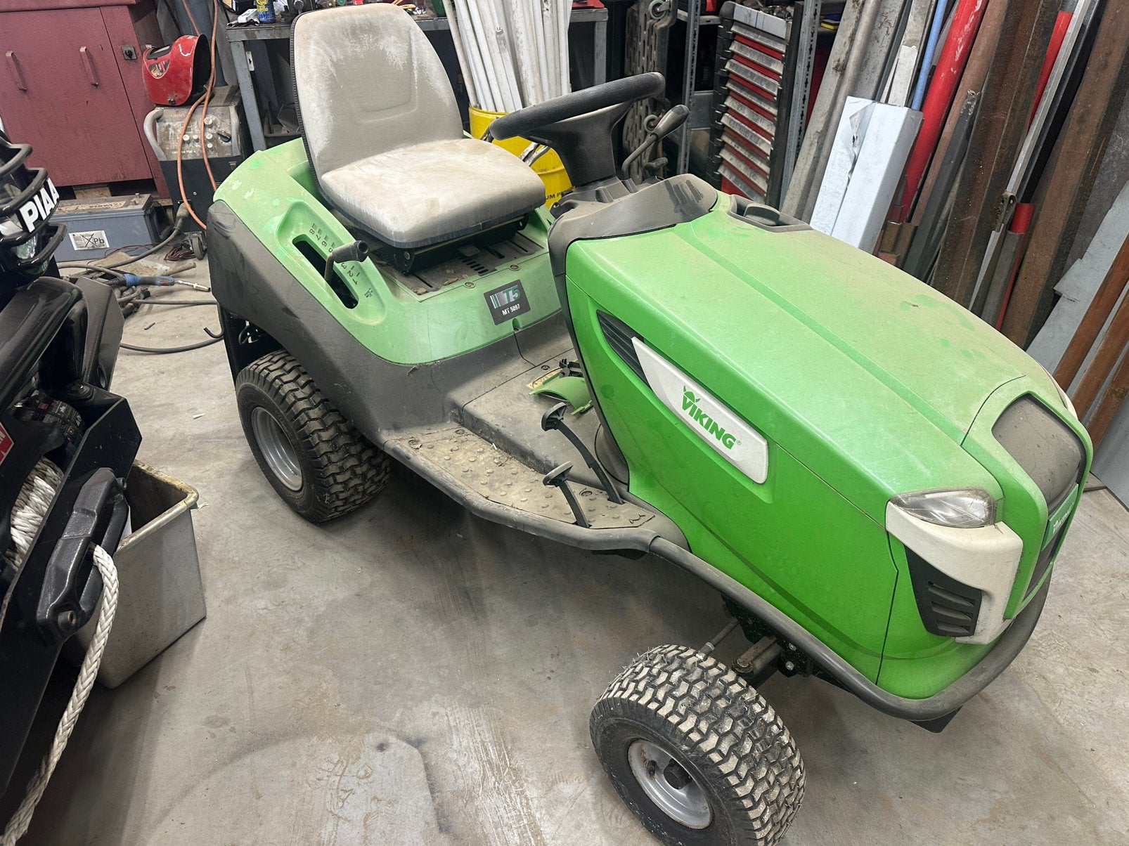 Viking T5 MT 5097 zitmaaier, Tuin en Terras, Grasmaaiers, Ophalen, Zo goed als nieuw, Opvangbak