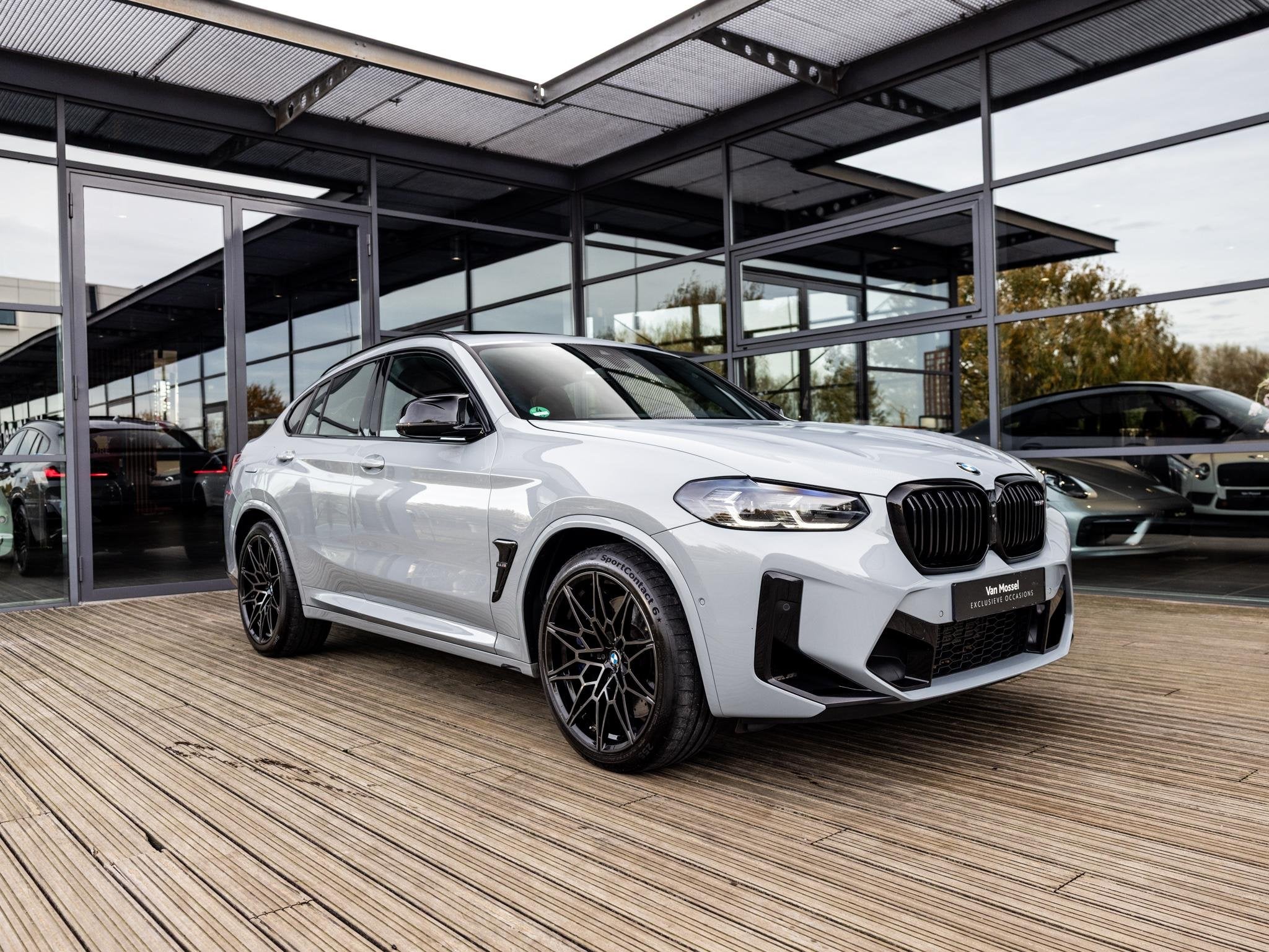 BMW X4 M Competition | BROOKLYN GRAU | SCHUIF/KANTELDAK | HA, Automaat, Euro 6, 2993 cc, Leder