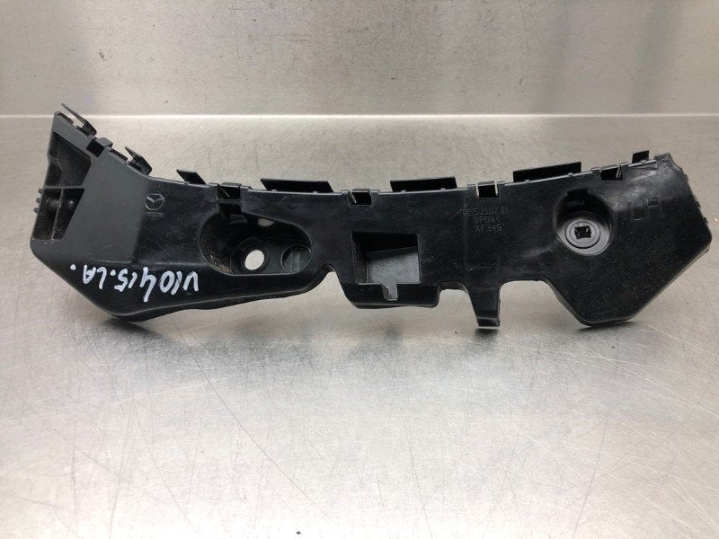 SUPPORT PARE-CHOCS ARRIÈRE GAUCHE Mazda 2 (DJ / DL), Utilisé, Mazda