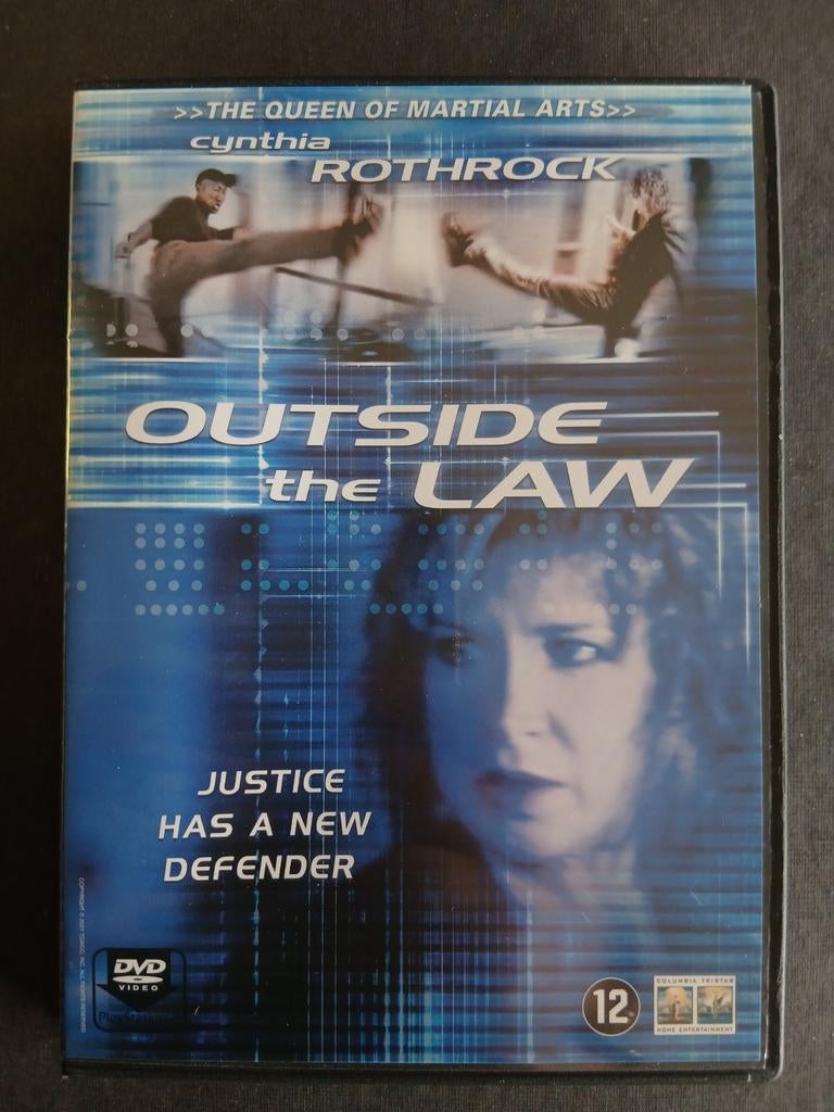 Outside the law (2001) Cynthia Rothrock, CD & DVD, DVD | Action, À partir de 12 ans, Enlèvement ou Envoi, Comme neuf, Arts martiaux