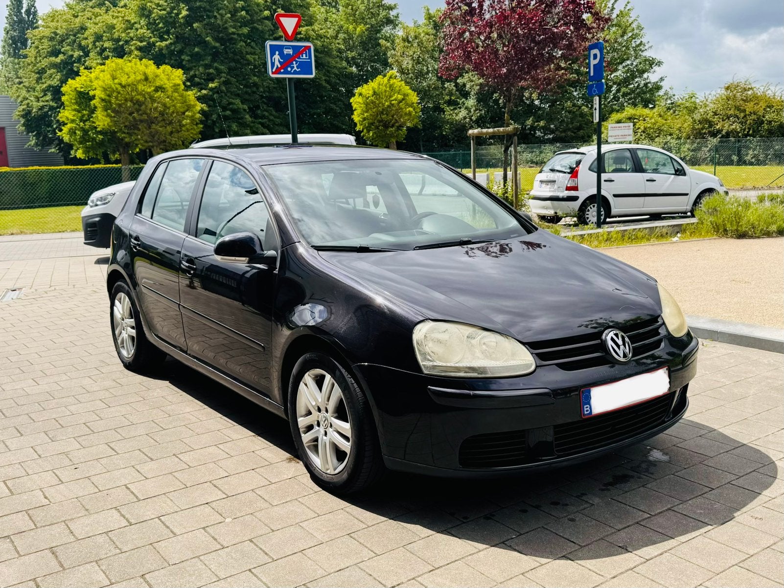 Vw Golf 5 Esssence Car-Pass ️, Autos, Achat, Entreprise, Entretenue par le concessionnaire, Golf