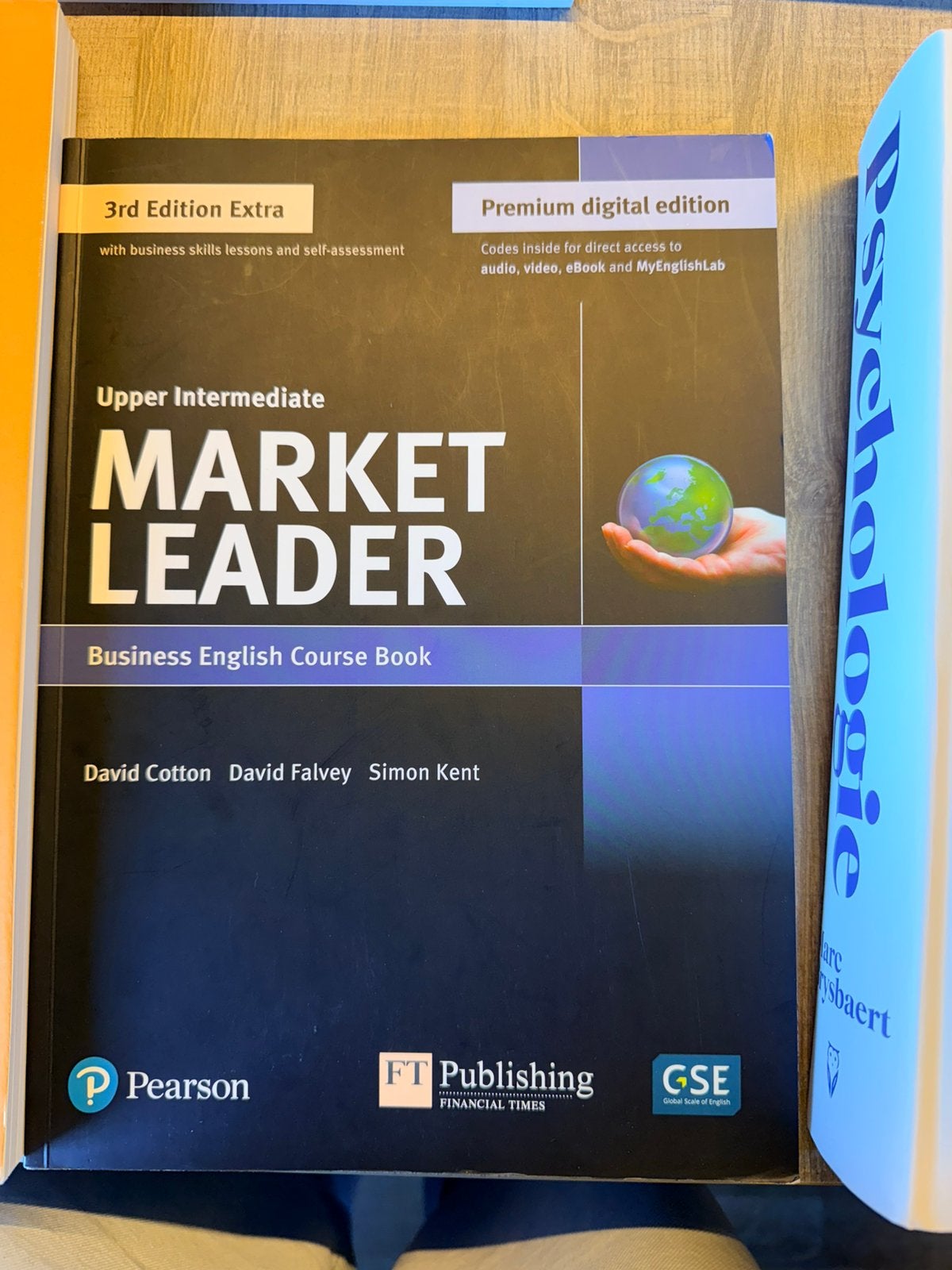 Market Leader - upper intermediate, Livres, Enlèvement ou Envoi, Comme neuf