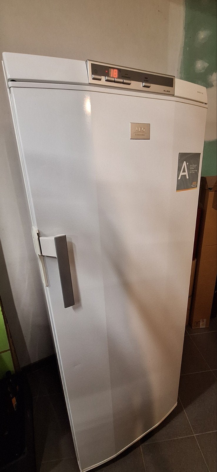 Diepvries AEG ARCTIS 160H x 60B x 60D, Gebruikt, 160 cm of meer, Energieklasse A of zuiniger, Ophalen