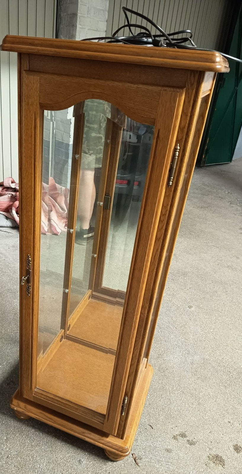 Petite vitrine 1m50 avec lumière x2, Enlèvement