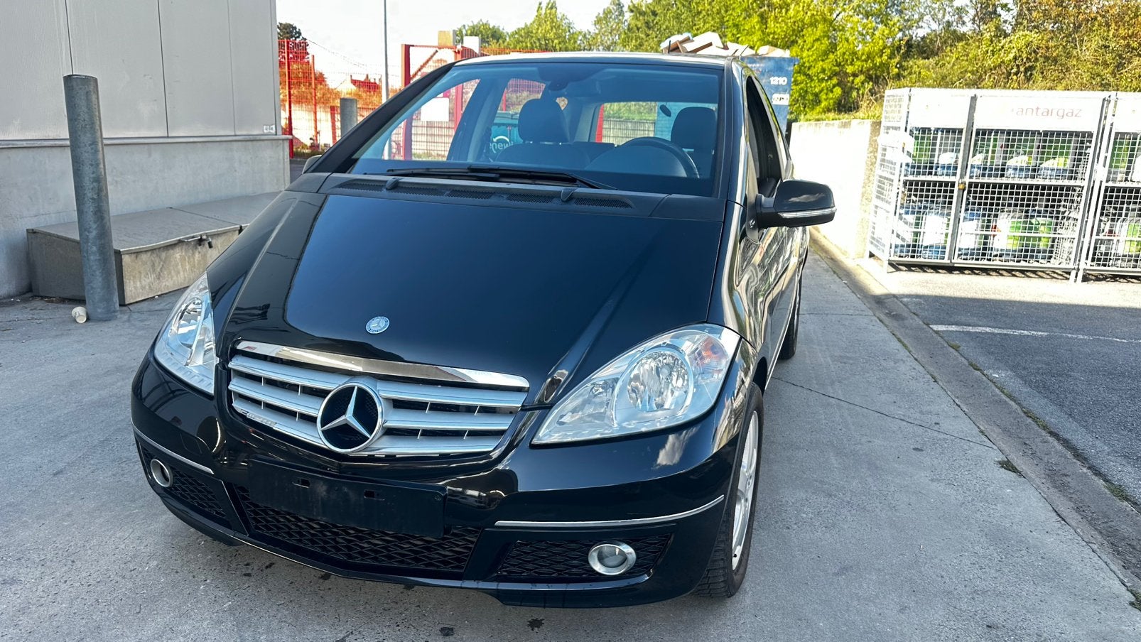 Mercedes A180* Boite Auto* 2012* 2l diesel* 128000km, Autos, Entreprise, Entretenue par le concessionnaire, 5 portes, Automatique