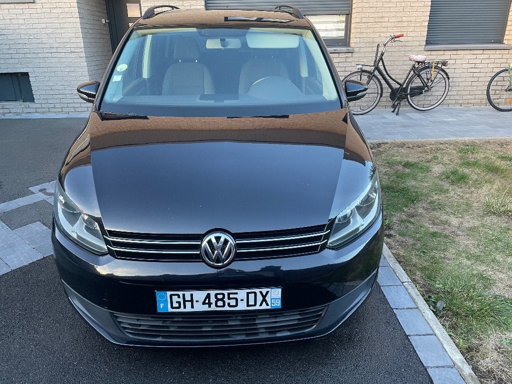 Volkswagen touran, Boîte manuelle, Noir, 5 portes, Particulier