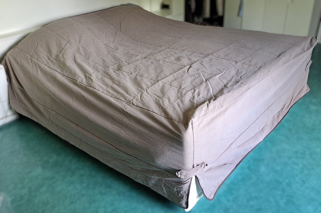 Grand couvre-lit en lin doublé un peu matelassé 1,75 mX2m, Maison & Meubles, Chambre à coucher | Linge de lit, Enlèvement ou Envoi