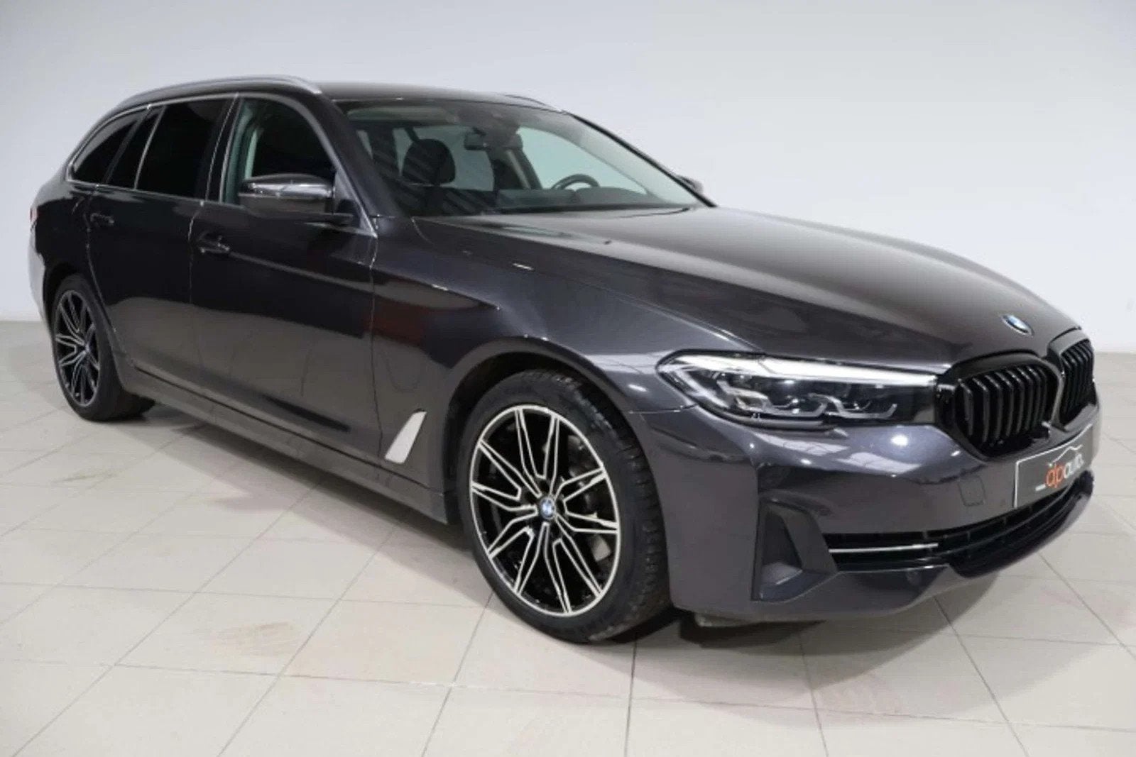 BMW 5 Serie 518 Touring (automatique), Autos, 100 kW, Euro 6, Entreprise, 5 portes