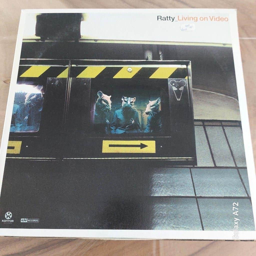 ratty living on video 12 inch maxi, CD & DVD, Vinyles | Dance & House, 12 pouces, Trance, Enlèvement ou Envoi, Comme neuf
