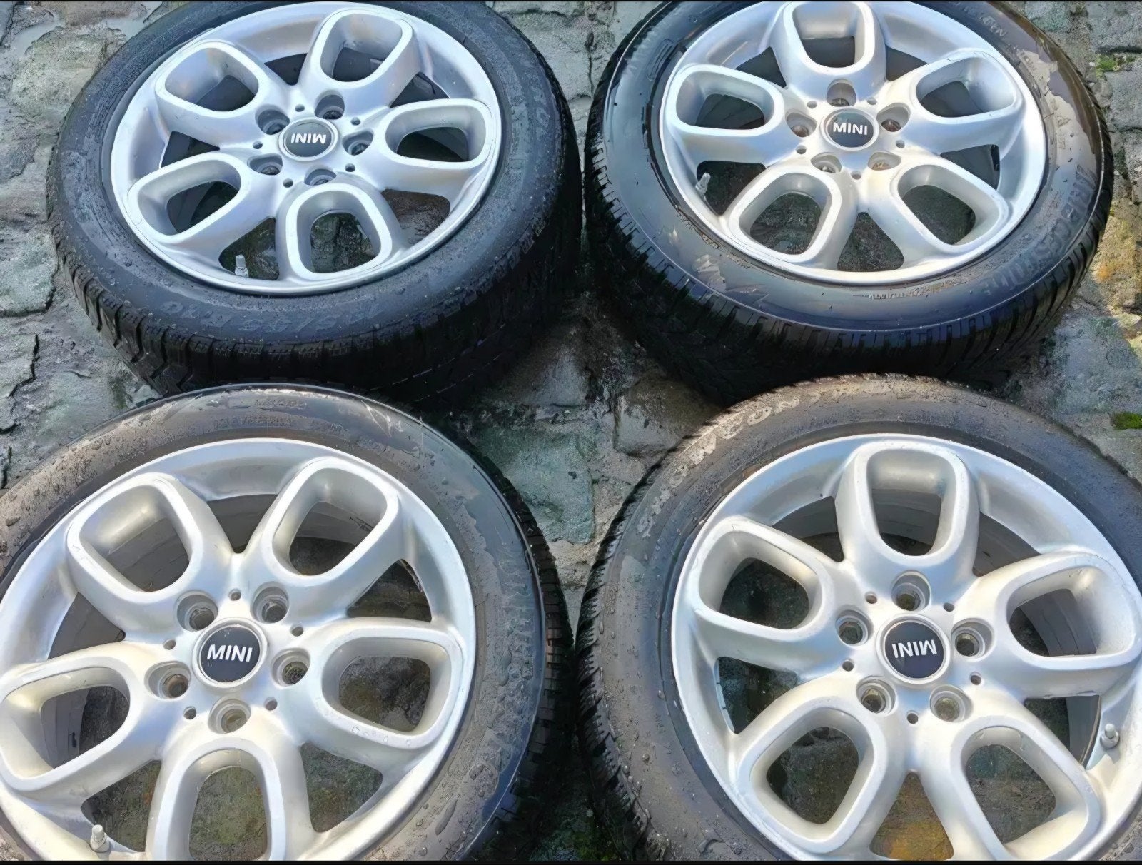 4 roues kit hiver(pneus + jantes) Mini d'origine Référence 4, Autos : Pièces & Accessoires, Enlèvement, Pneu(s)