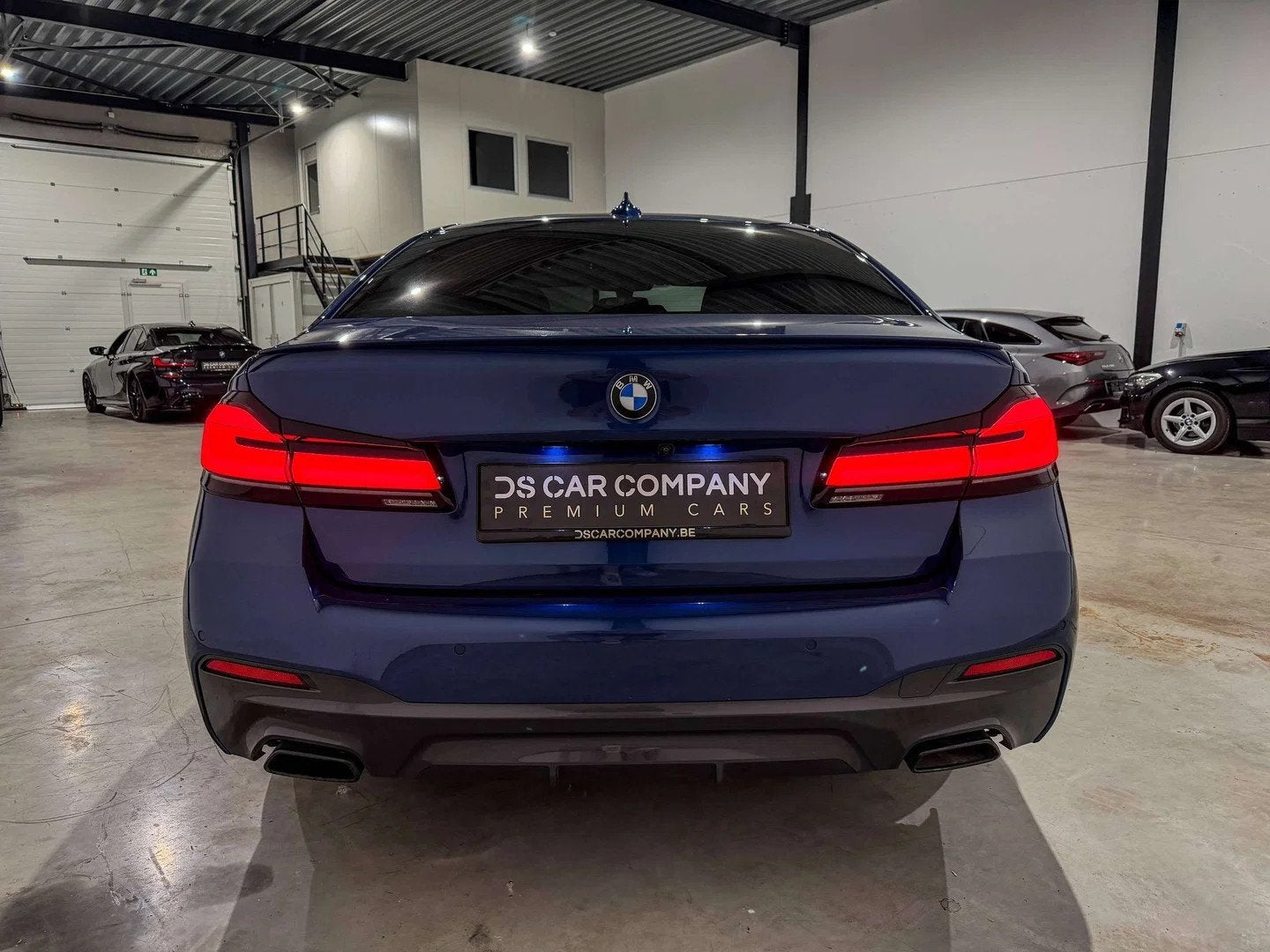 BMW 5 Serie 520 520e PHEV | M Sport | Camera | DAB, Auto's, Gebruikt, 4 cilinders, Blauw, Bedrijf