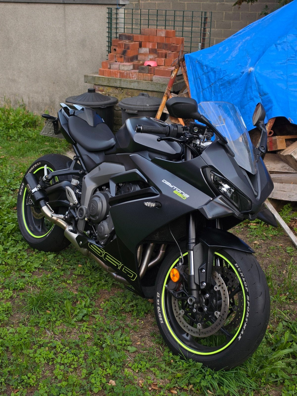 Triumph Daytona 660 A2/35kw !, Motos, Entreprise, Échappement sport, Sport, Permis Moto A2 minimum