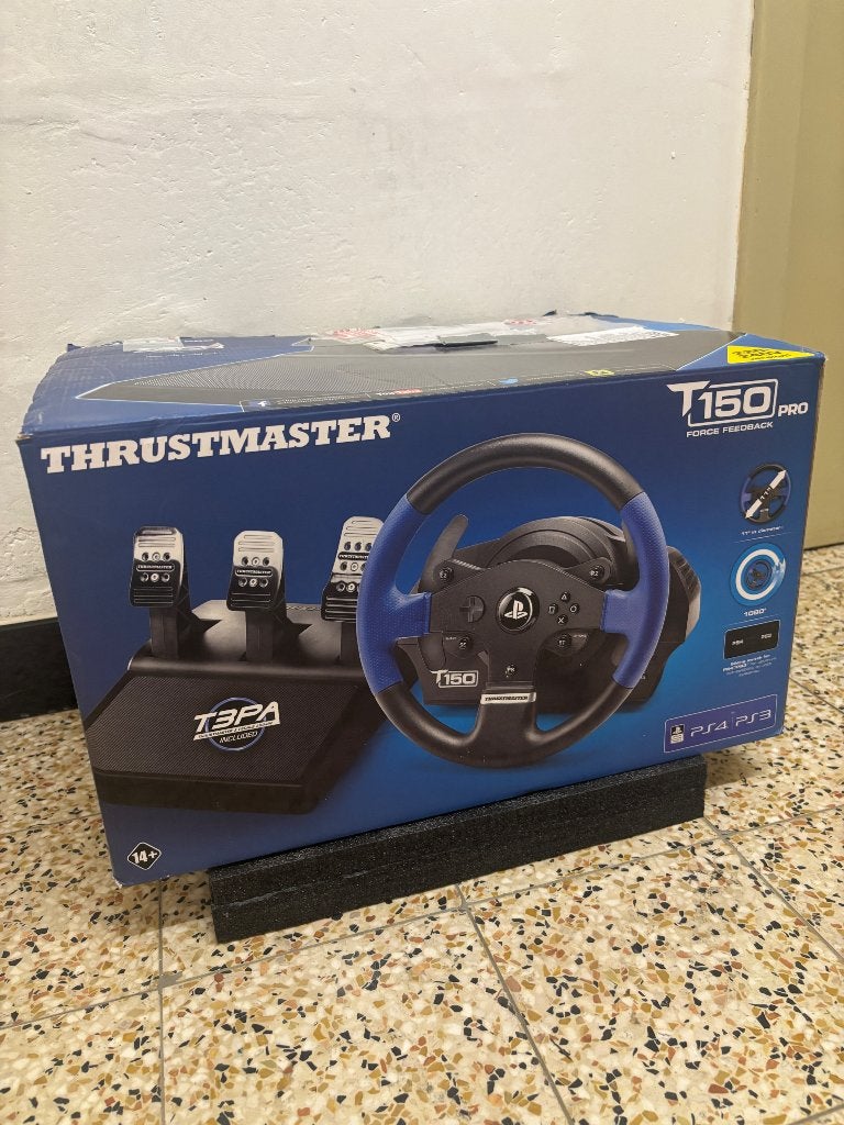 Thrustmaster T150 Pro, Games en Spelcomputers, Spelcomputers | Sony Consoles | Accessoires, Ophalen of Verzenden, Gebruikt, Stuur of Pedalen
