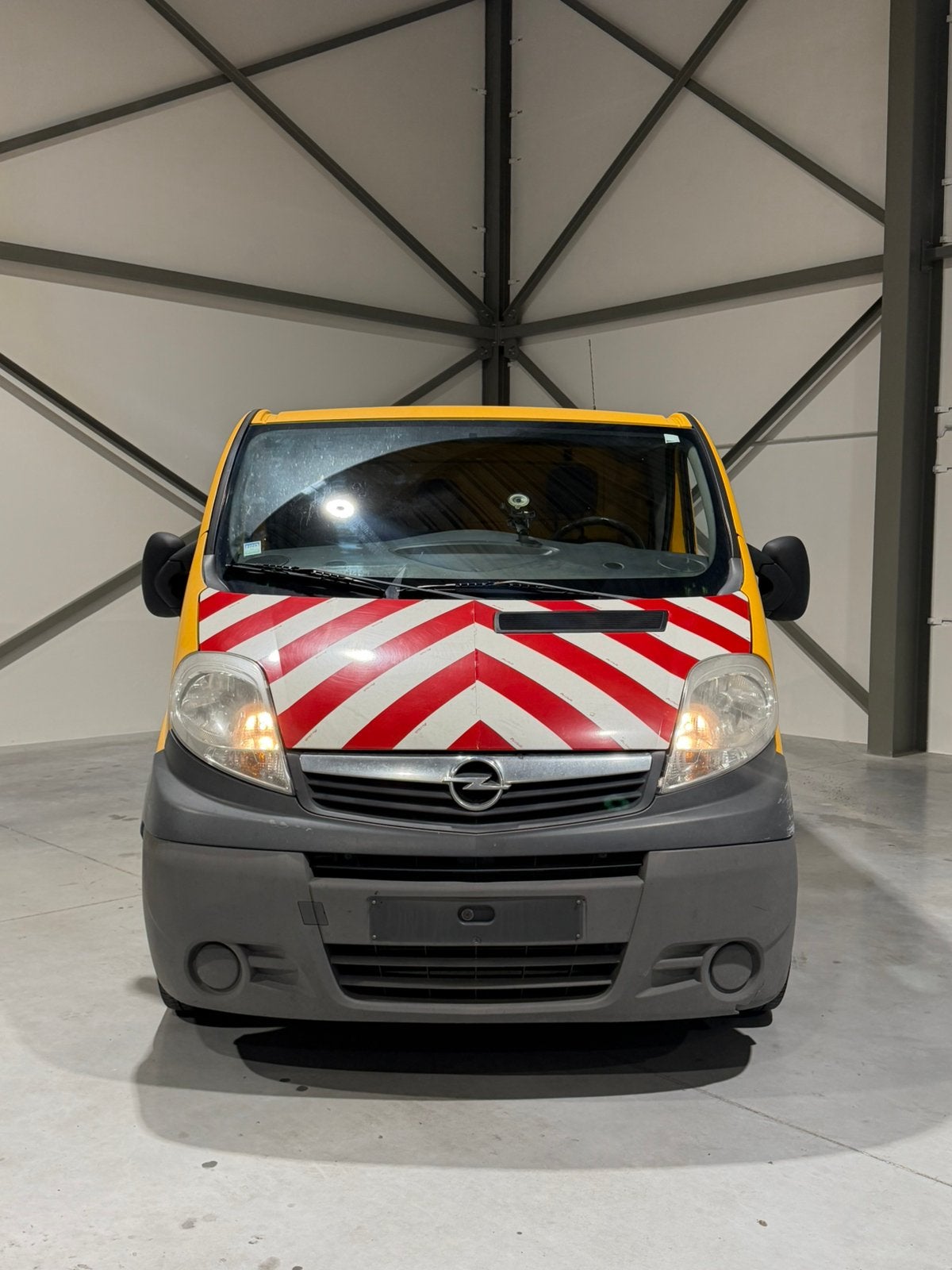Opel Vivaro 2.0 CDTI - 2013 - 201 000 km, Autos, Camionnettes & Utilitaires, Euro 5, Attache-remorque, Boîte manuelle, Entretenue par le concessionnaire