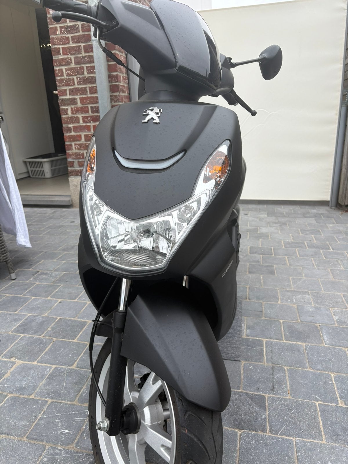 Scooter peugot kisbee a klasse te koop, Fietsen en Brommers, Scooters | Peugeot, Gebruikt, Vivacity, Klasse A (25 km/u), Benzine