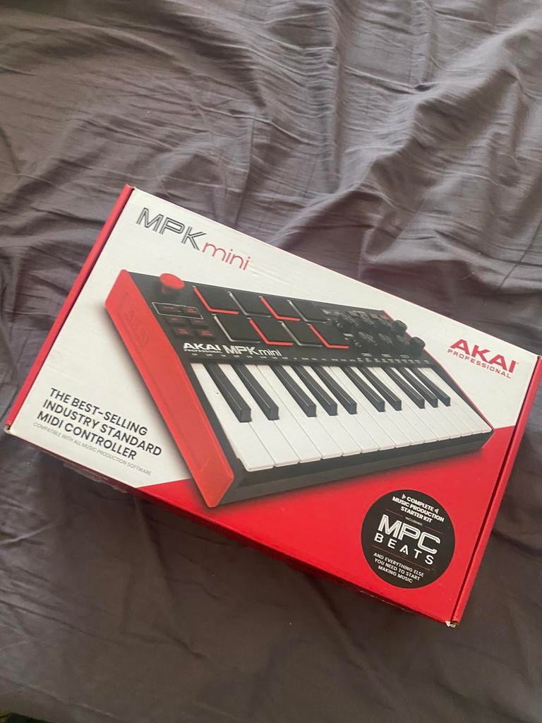 MPK mini Akai, Muziek en Instrumenten, Ophalen, Zo goed als nieuw