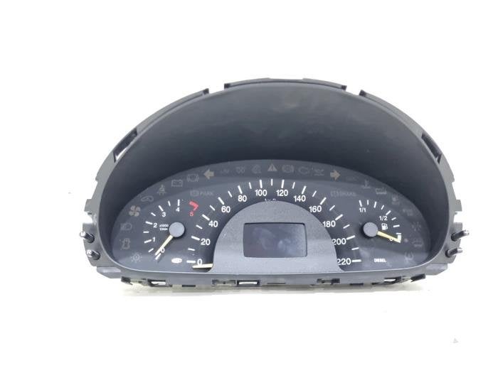 Kilometerteller KM van een Mercedes Vito, Auto-onderdelen, Dashboard en Schakelaars, Gebruikt, -, Ophalen of Verzenden, -