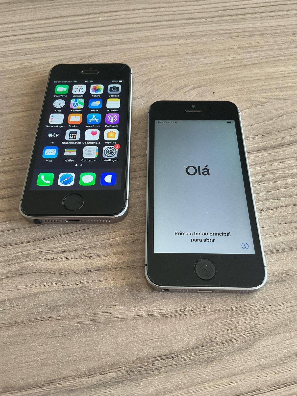 iPhone SE (2016) 2 stuks, Telecommunicatie, 16 GB, Ophalen of Verzenden, Zo goed als nieuw, Zonder simlock