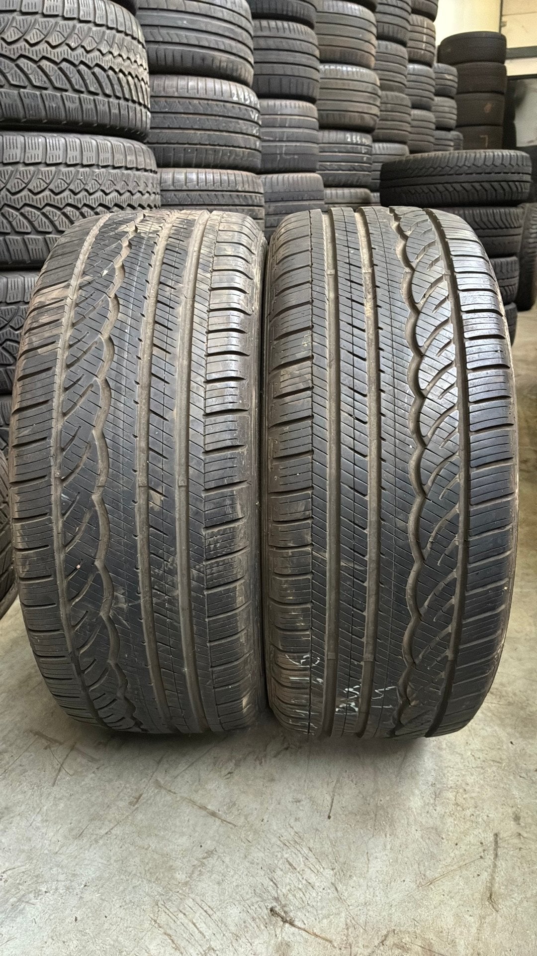 Pneus d'hiver 2154516 215/45/16 215/45R16 la marque Dunlop, Enlèvement