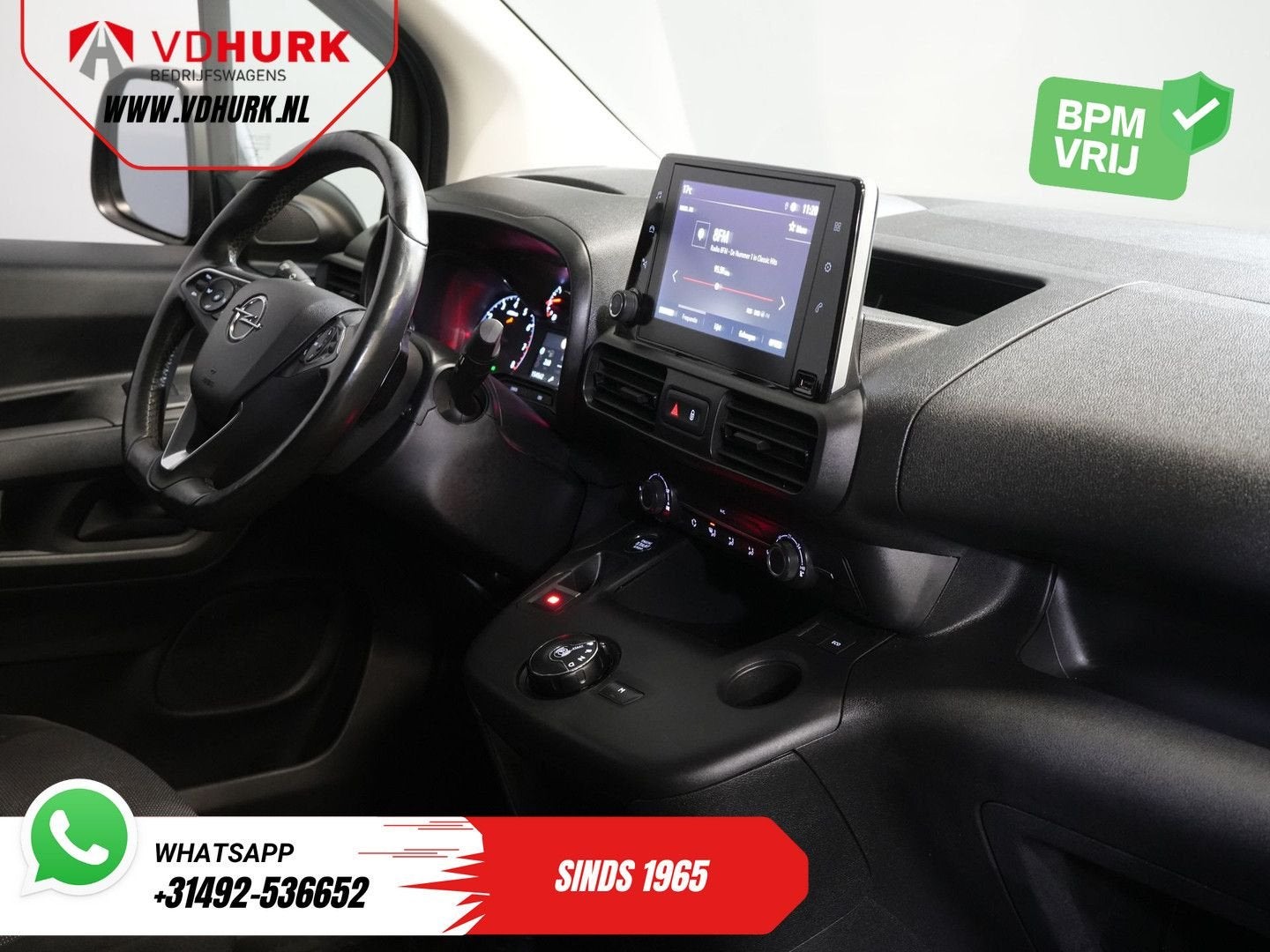 Opel Combo 1.5D 130 pk Aut. NL Auto/ Stuurverw./ Carplay/ Ca, Auto's, Automaat, Zwart, Bedrijf, 145 g/km