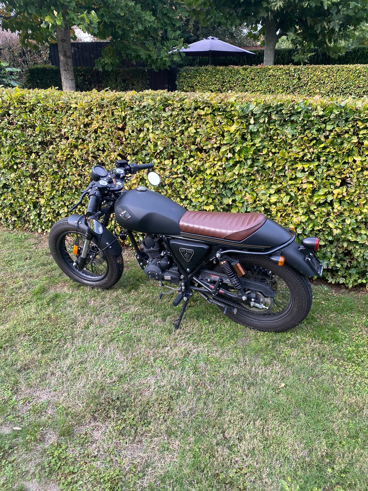 Archive cafe racer 50 cc zwart in uitstekende staat, Fietsen en Brommers, Ophalen, 50 cc, Klasse B (45 km/u), Zo goed als nieuw