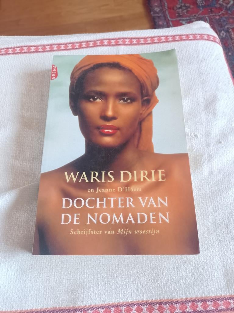 Waris Dirie - Dochter van de nomaden, Ophalen of Verzenden, Zo goed als nieuw, Waris Dirie
