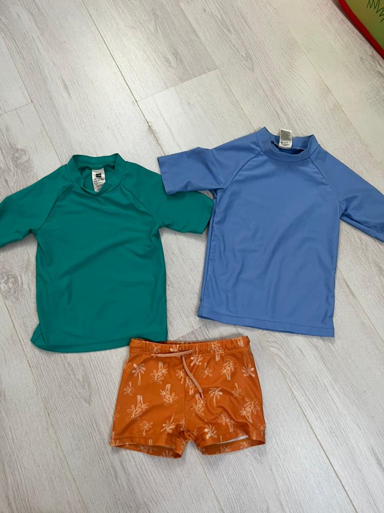 Maillots de bain et maillots de bain taille 86/92, Enlèvement, Comme neuf