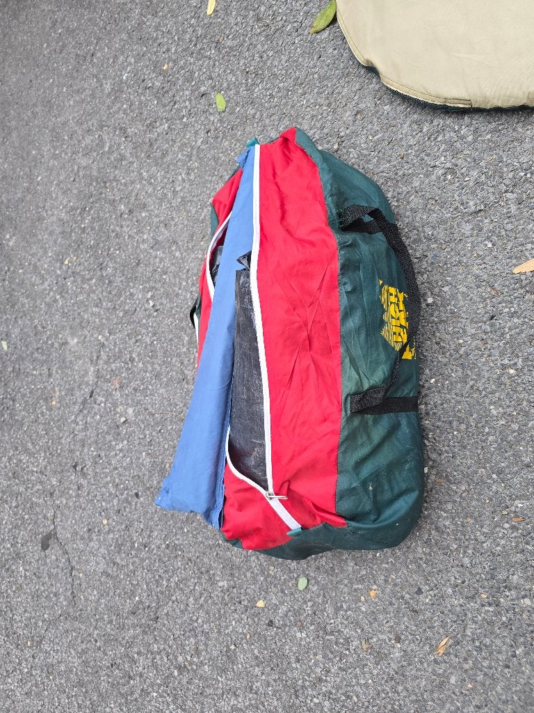 Kampeergerief - tent - Stokken - muggennet enz - mooie aanb, Ophalen