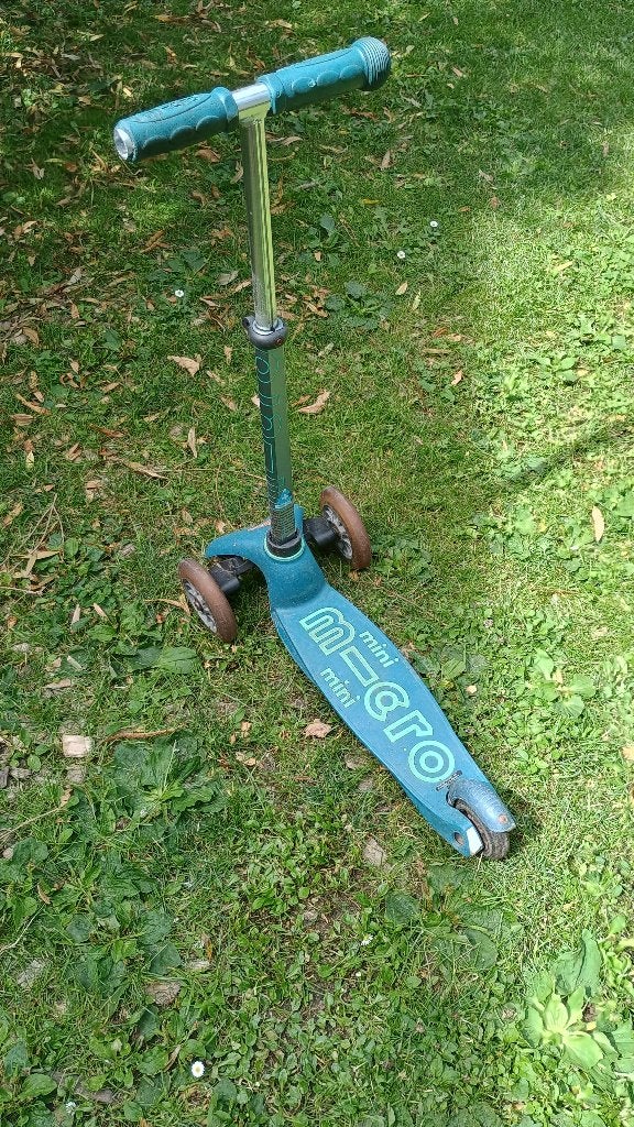 Trottinette Mini MICRO Deluxe Aqua, Enlèvement