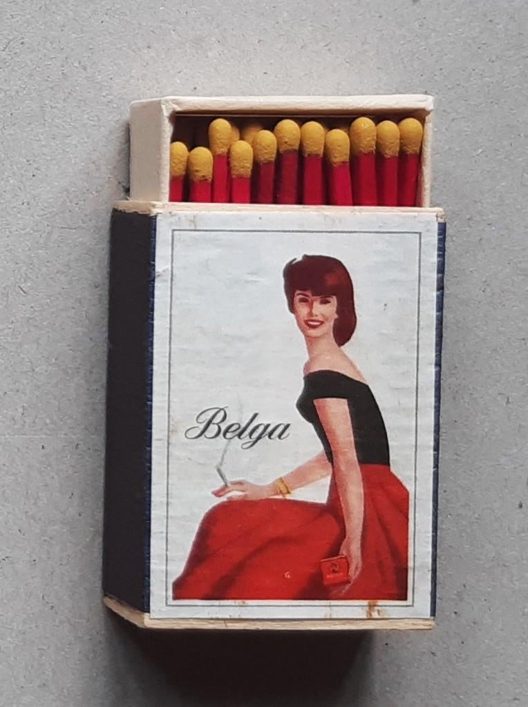 VINTAGE LUCIFERDOOSJE BELGA SIGARETTEN CIGARETTES (2), Verzenden