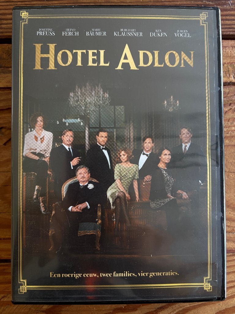 DVD - Hotel Adlon, Cd's en Dvd's, Dvd's | Drama, Historisch of Kostuumdrama, Nederlands, Duits, Ophalen of Verzenden