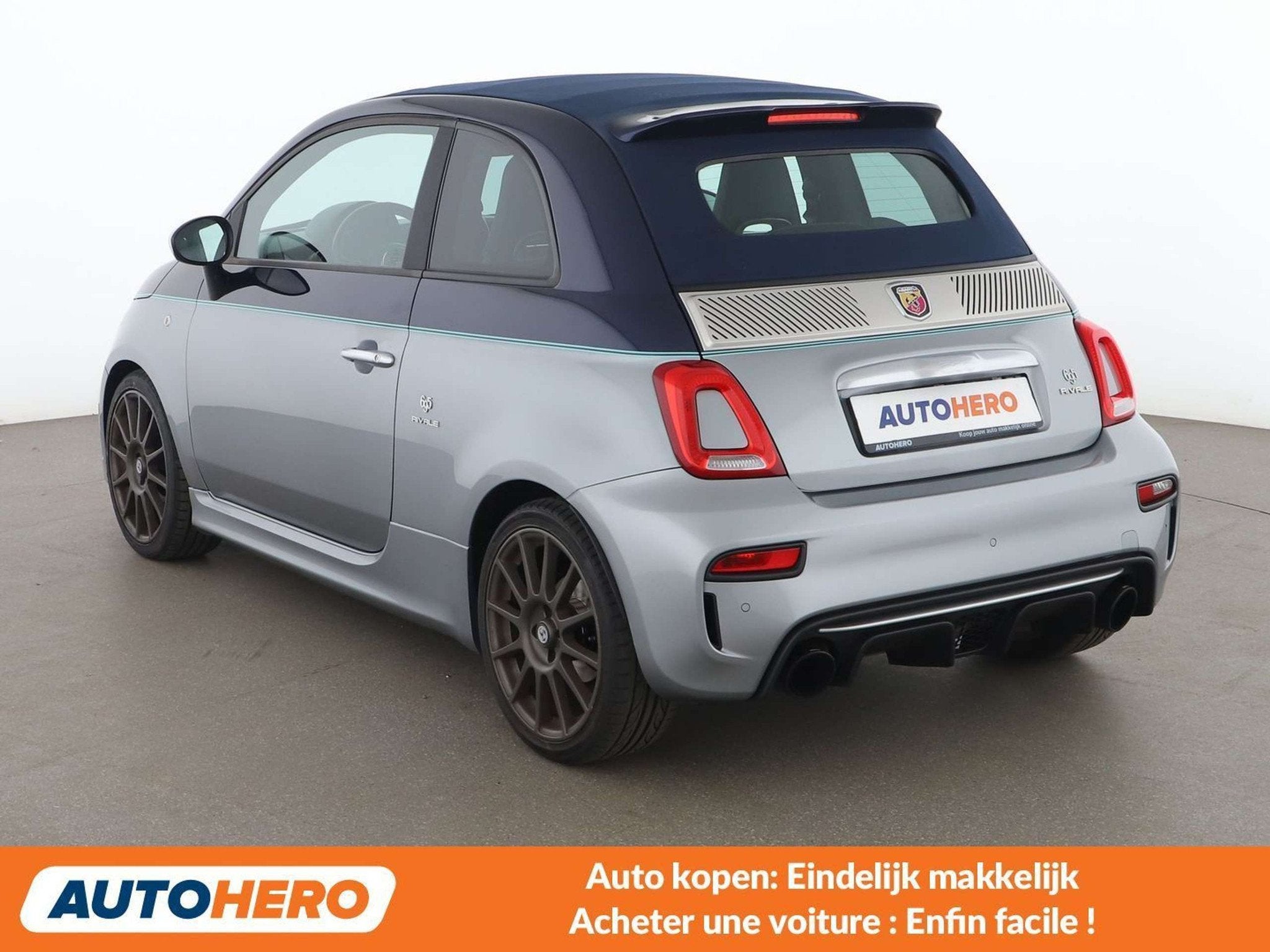 Abarth 695C 1.4 Rivale (année de construction 2017), Autos, Cuir, Argent ou Gris, Achat, Cabriolet