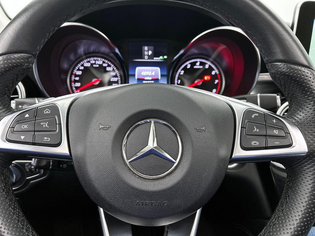 Mercedes-Benz GLC-Klasse 350 e 4MATIC Coupé AMG Line | Pano, Auto's, Automaat, Gebruikt, Euro 6, 2000 kg