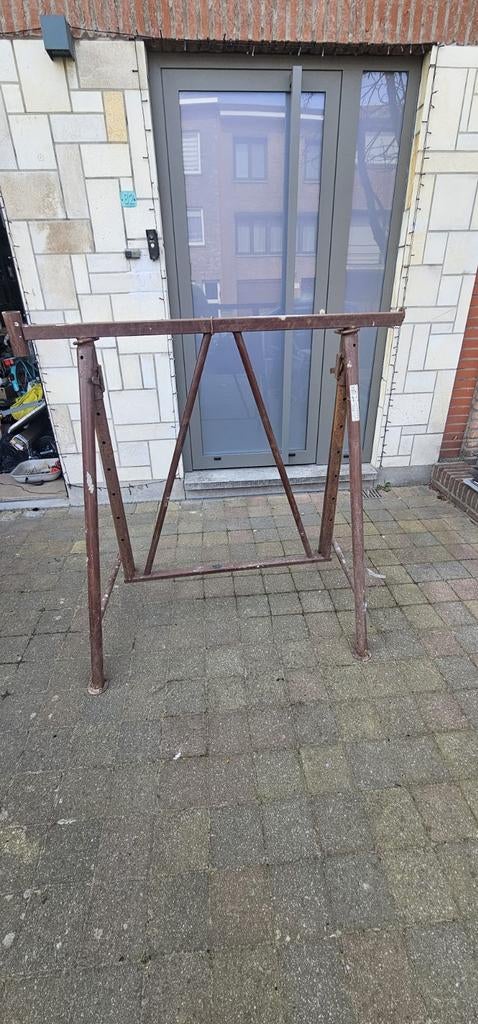 Steigers, Ophalen