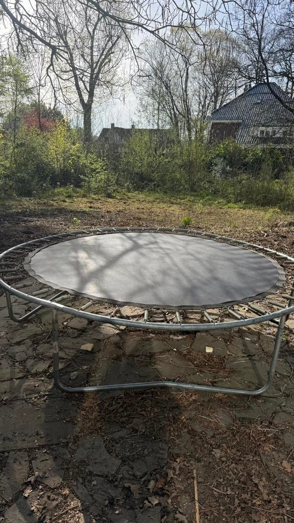 Grote trampoline, Ophalen, Zo goed als nieuw