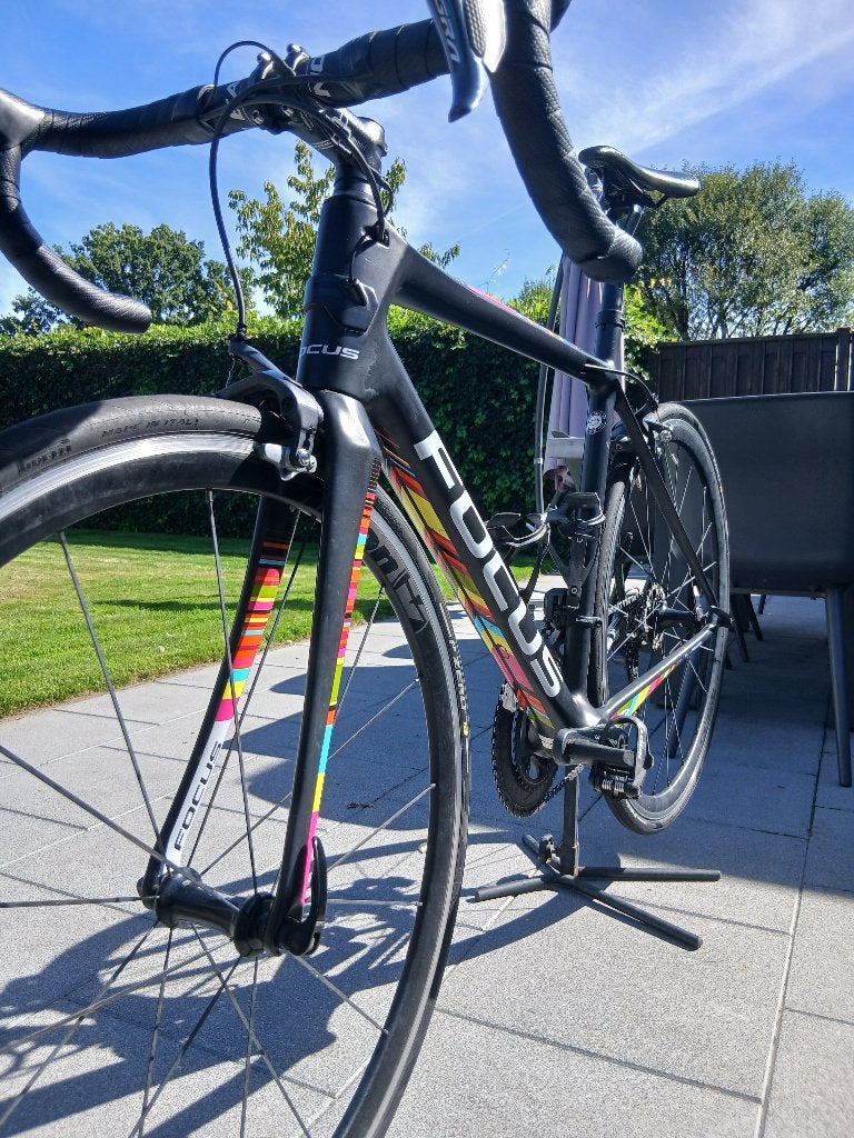 Course Focus Izalco, Vélos & Vélomoteurs, Enlèvement, Utilisé, Carbone, Hommes