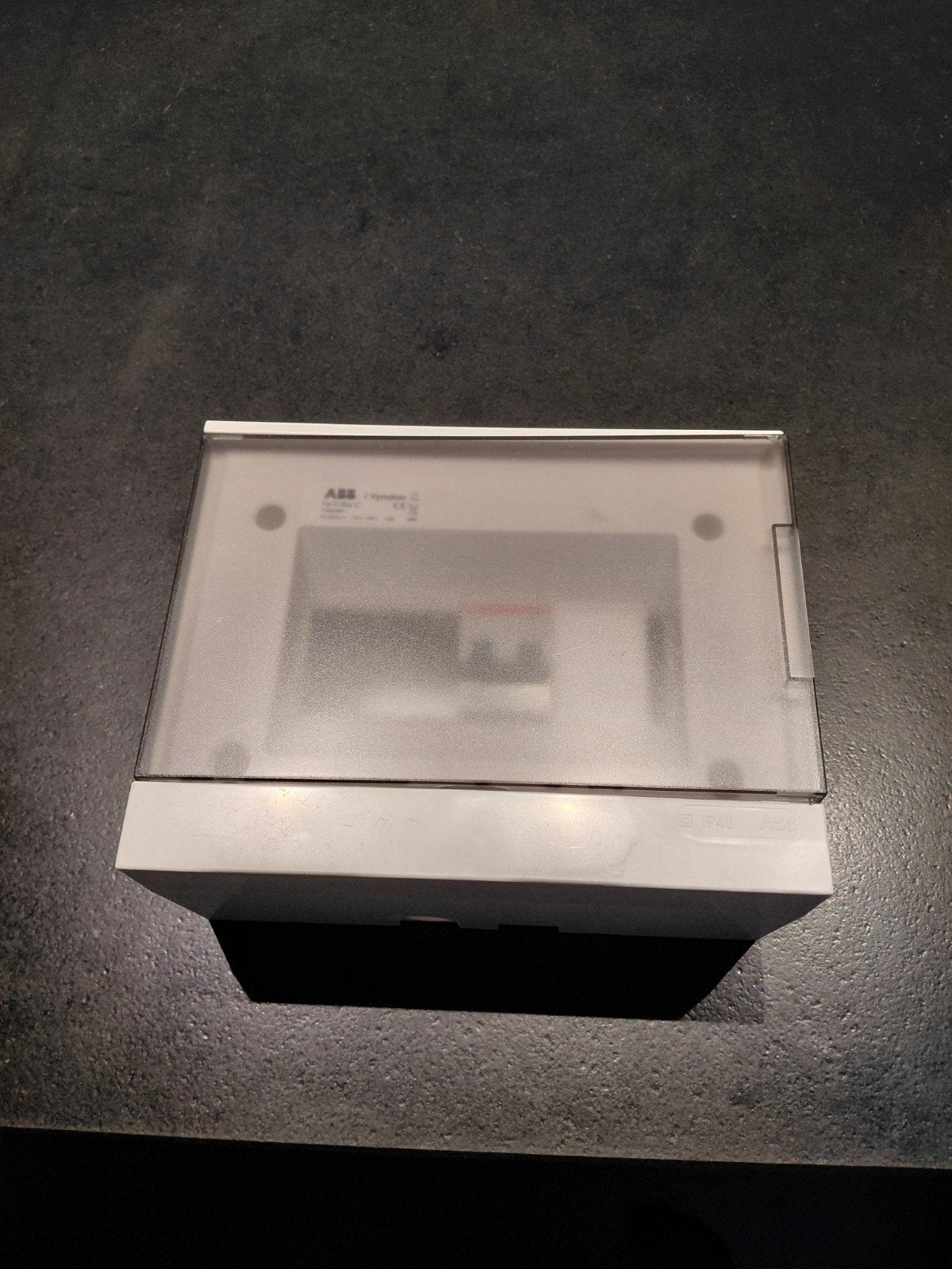zekeringkastje met 1 zekering, Ophalen