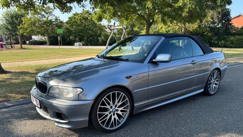 BMW 318ci Cabrio M sportpaket Automaat, Auto's, BMW, Automaat, 4 zetels, Achterwielaandrijving, Zwart
