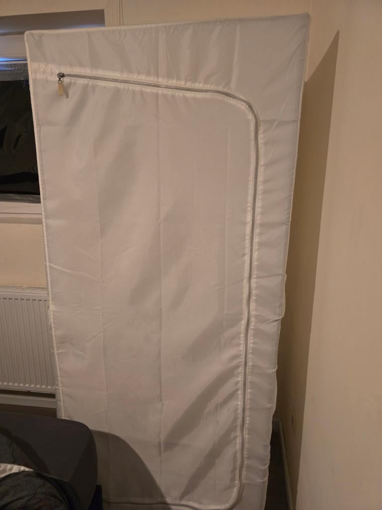 Stoffen hang kast, Ophalen