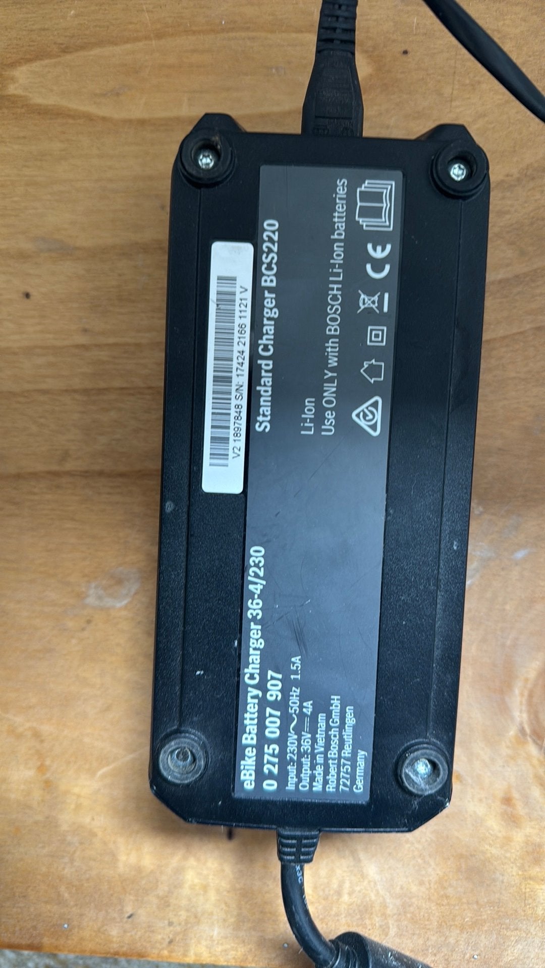 Bosch eBike 36V 4A standaardlader BCS220, Fietsen en Brommers, Fietsaccessoires | Fietsaccu's, Gebruikt, Ophalen