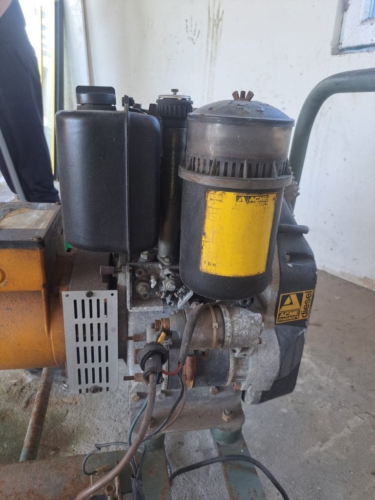 Oude diesel aggregaat / generator ACME Motori ADN37W, Doe-het-zelf en Bouw, Aggregaten, Ophalen, Gebruikt, Minder dan 5 kVA, Dieselolie