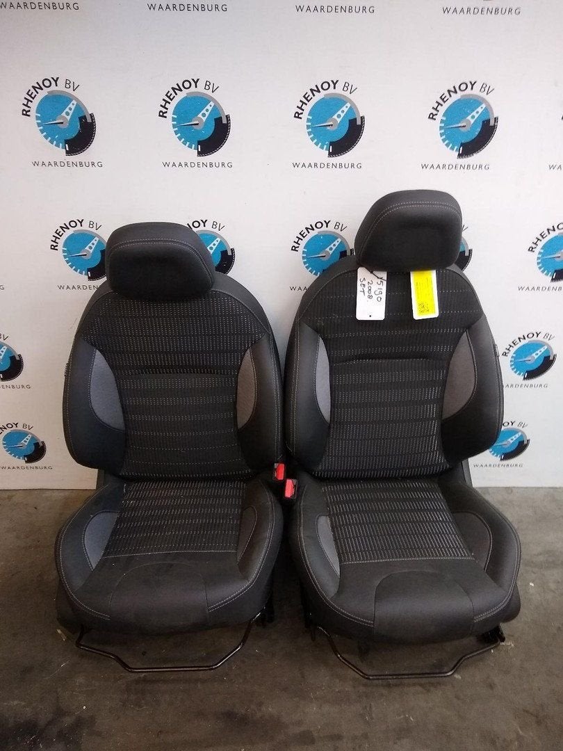 PEUGEOT 2008 Pug 2008 Allure  INTERIEUR COMPLEET 2018, Ophalen of Verzenden, Gebruikt, Stiba lid