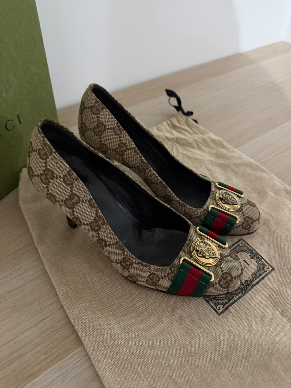 Tallon gucci, Vêtements | Femmes, Enlèvement ou Envoi, Comme neuf, Beige