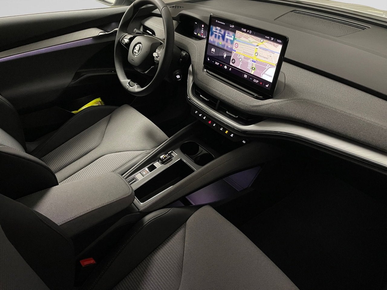 Skoda Enyaq 60 Corporate 62kWh 132kW (179pk) 1v, Autos, Automatique, Blanc, Électrique, SUV ou Tout-terrain