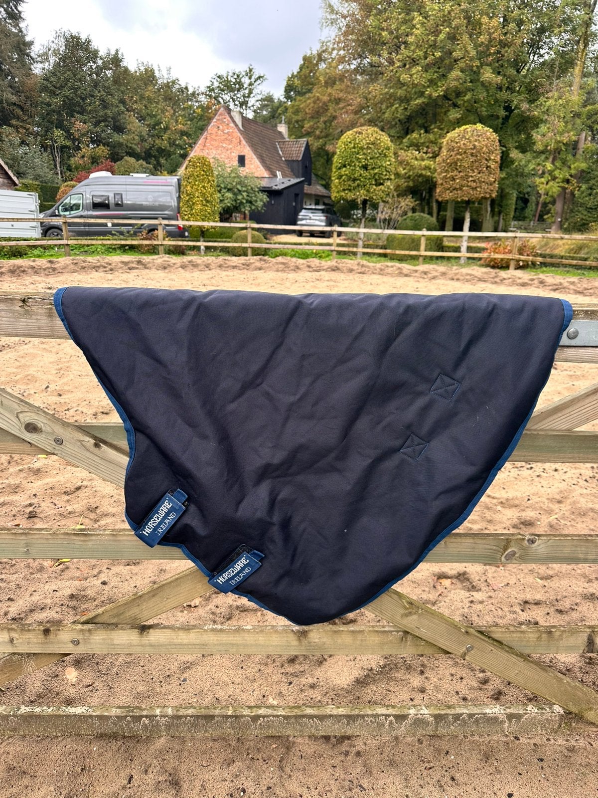 Amigo bravo turnout medium + nekstuk, Ophalen of Verzenden, Zo goed als nieuw, Deken, Amigo