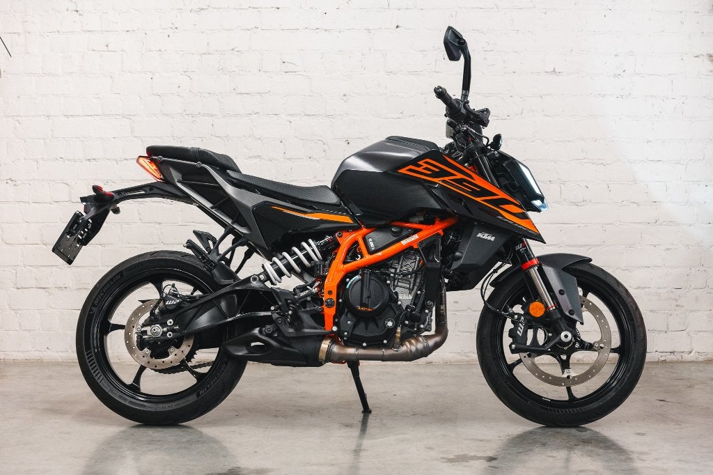 KTM 390 DUKE 2026 NAKED BIKE BLACK, 390 cc, Occasion, Bedrijf, ABS