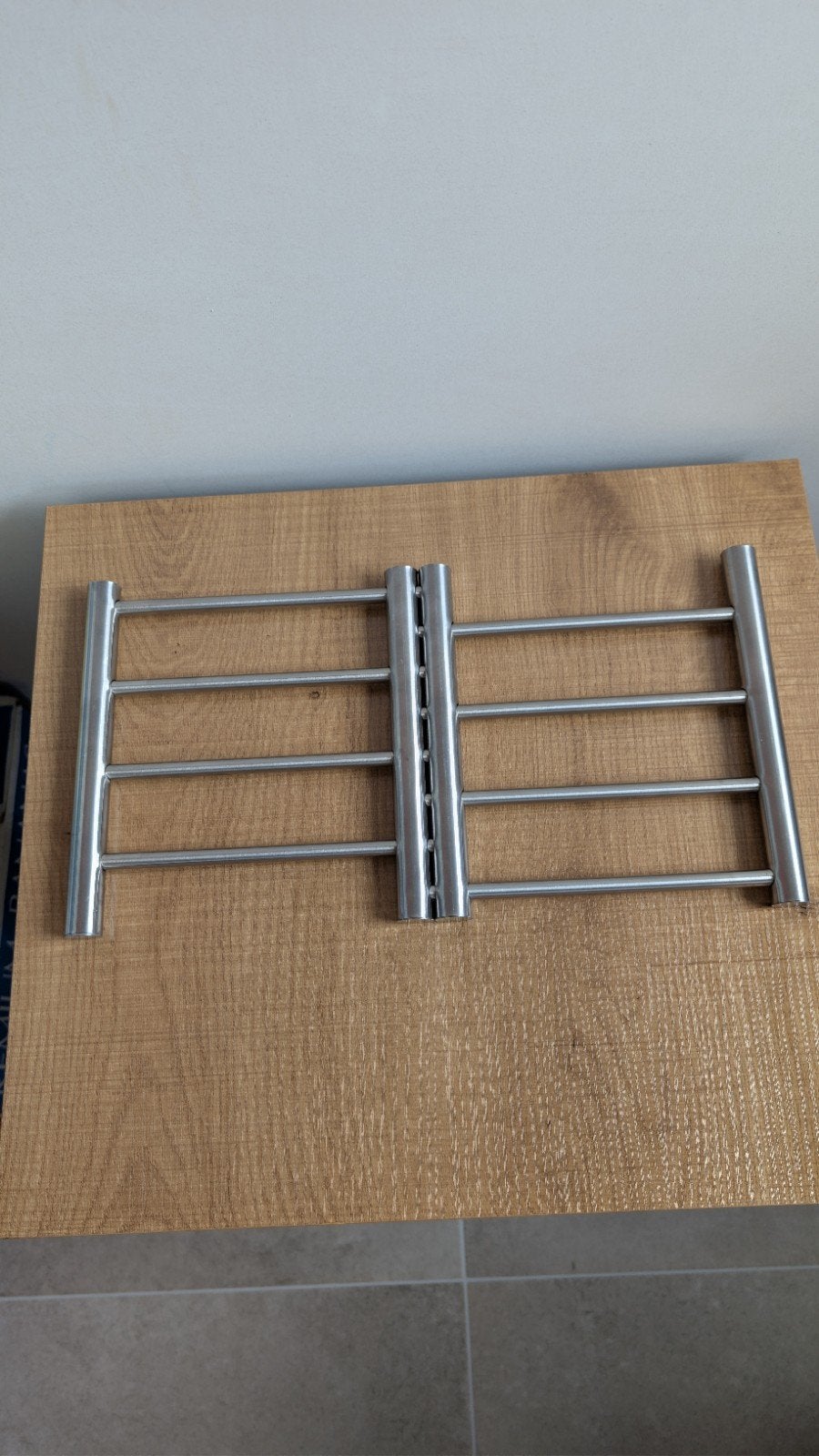 Uitschuifbare/verstelbare RVS onderzetters, Huis en Inrichting, Keuken | Potten en Pannen, Ophalen of Verzenden, Nieuw, Overige materialen
