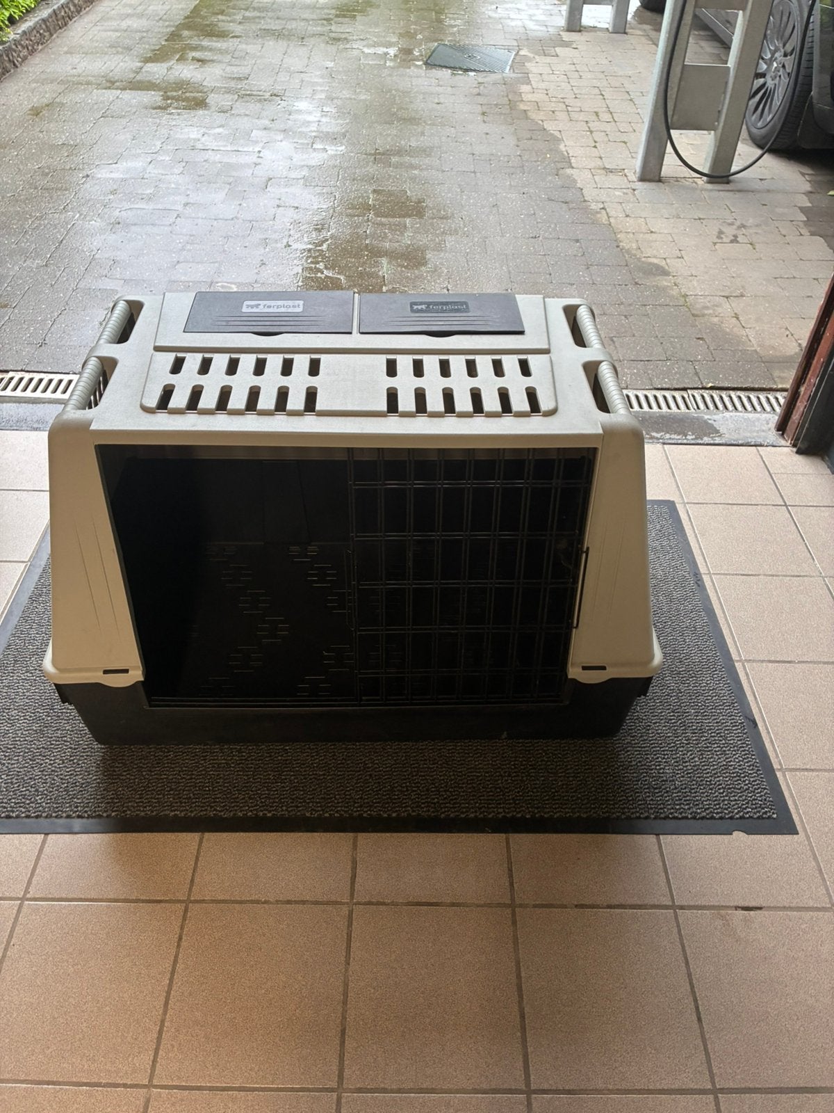 Hondenbench Ferplast, Animaux & Accessoires, Maisons pour chiens, Comme neuf, Enlèvement, Niche à chien, 75 à 110 cm