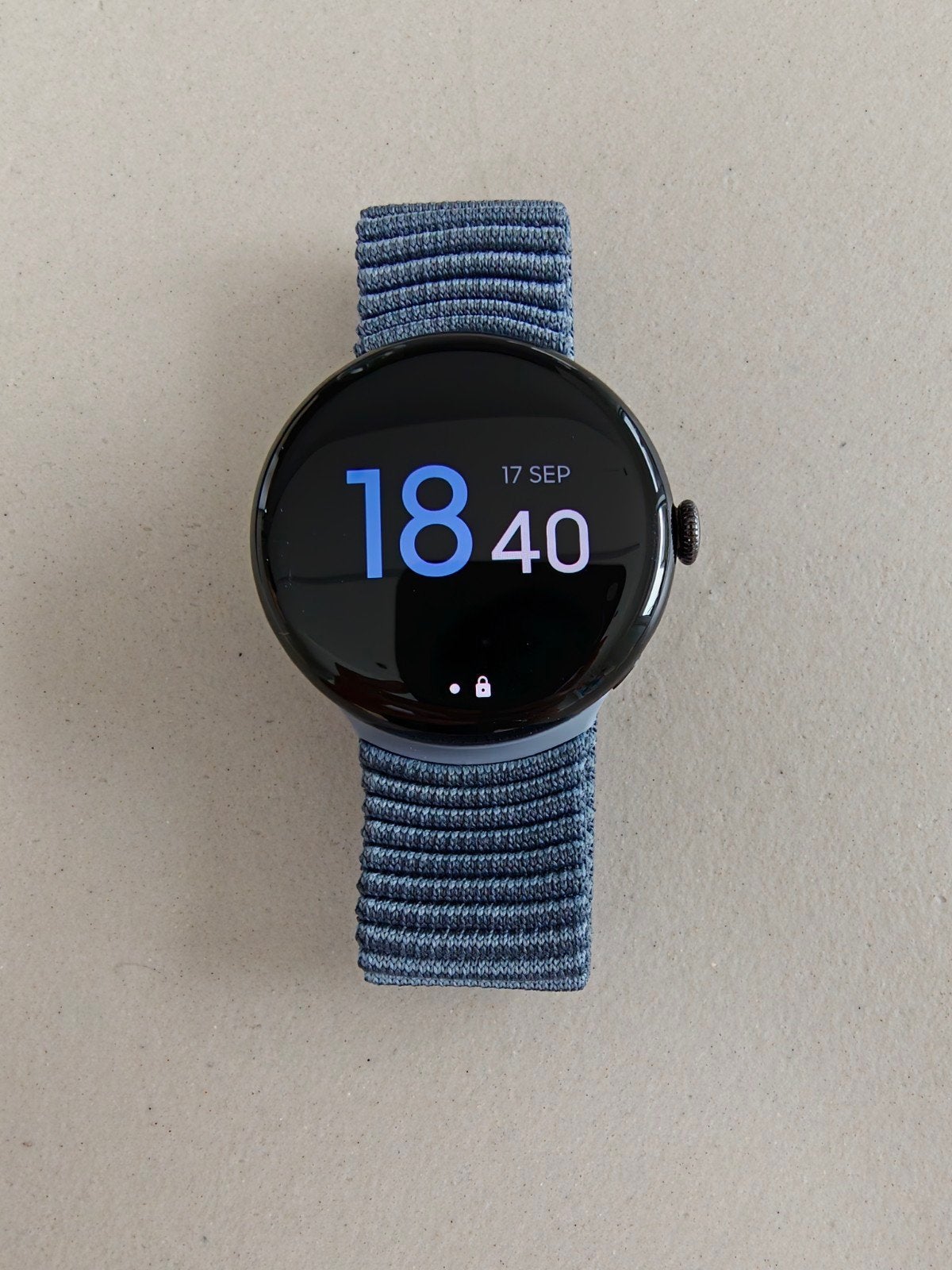 Google Pixel Watch 4 45mm, Enlèvement ou Envoi, Comme neuf, Noir, Google